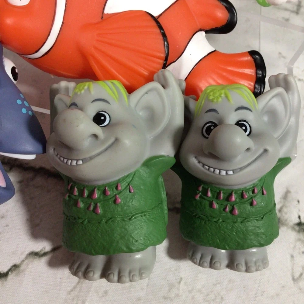Disney Bath‎ Toys Lot of 6 Figaro Nemo Tinkerbell Frozen Rock Trolls